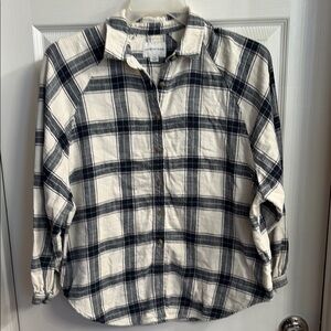 American Eagle Outfitters Black and White Button Down Blouse